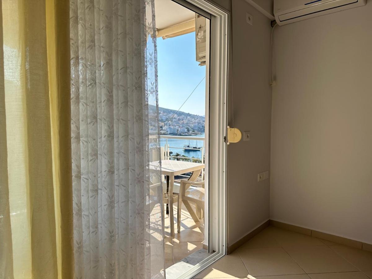 Comfort 1 Apartment Sarandë エクステリア 写真